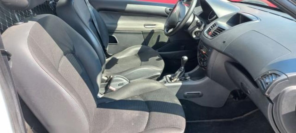 Peugeot 206 usata a Udine (5)