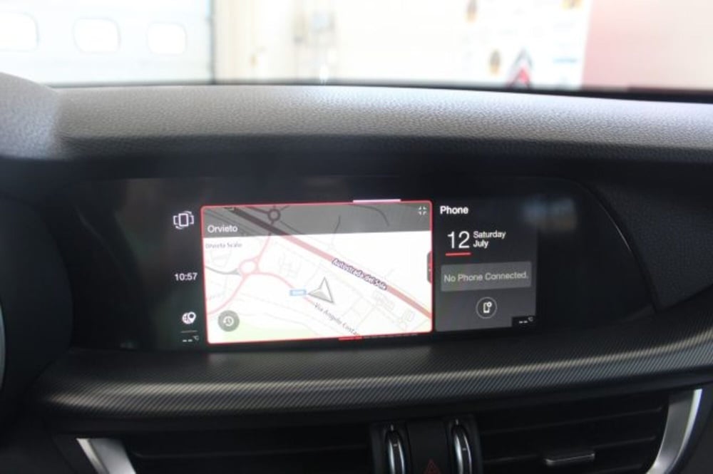 Alfa Romeo Stelvio usata a Terni (13)
