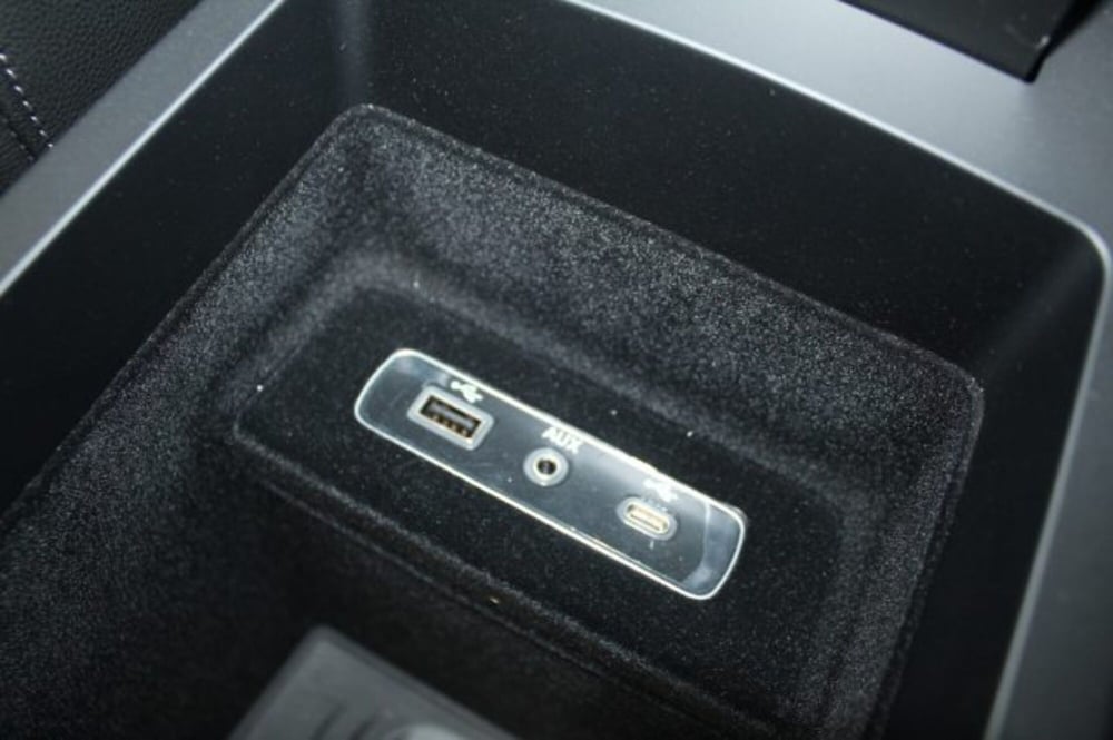 Alfa Romeo Stelvio usata a Terni (14)