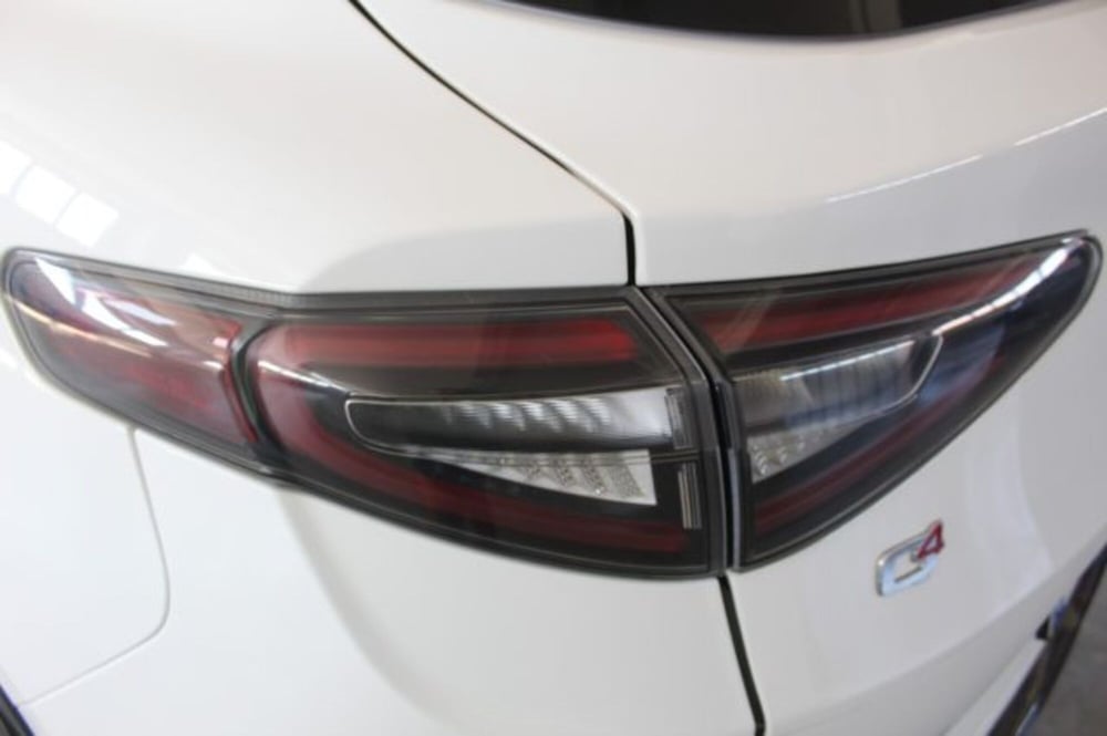 Alfa Romeo Stelvio usata a Terni (16)