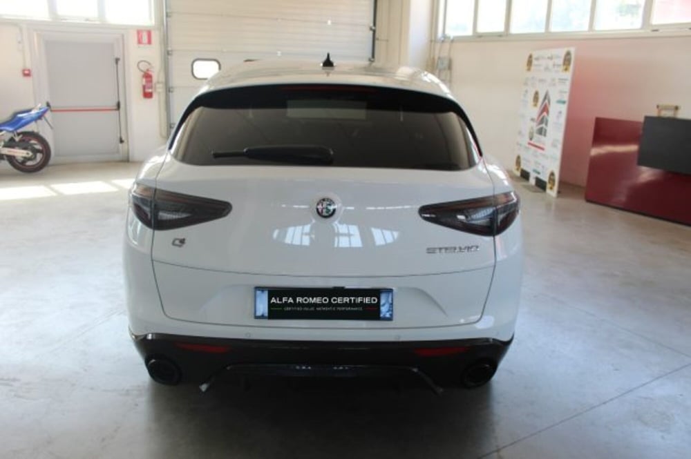 Alfa Romeo Stelvio usata a Terni (5)