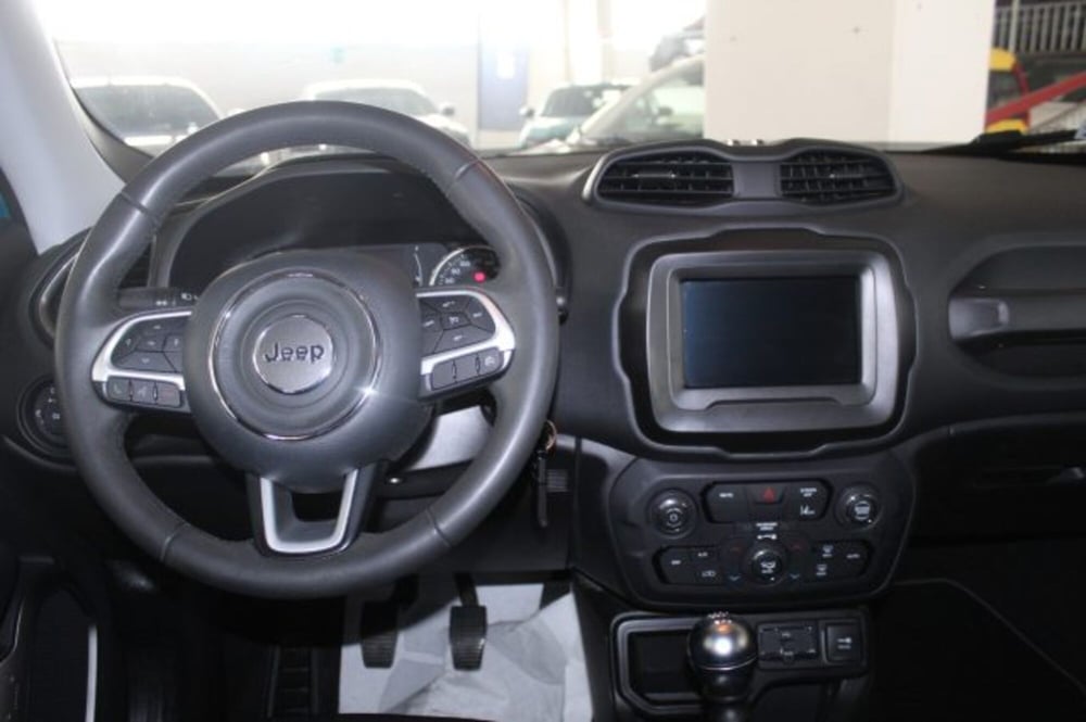 Jeep Renegade usata a Terni (11)