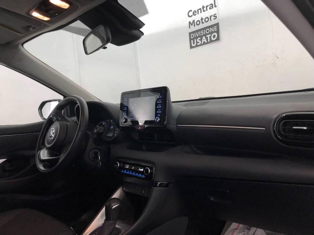 Toyota Yaris Cross usata a Torino (9)
