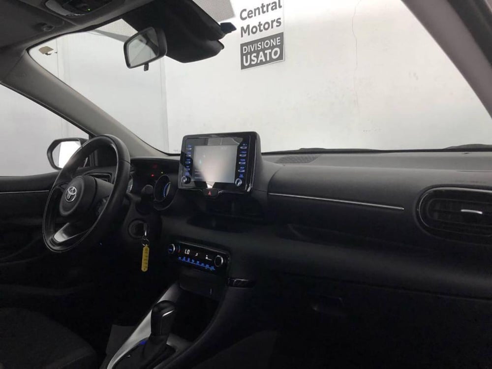 Toyota Yaris Cross usata a Torino (9)