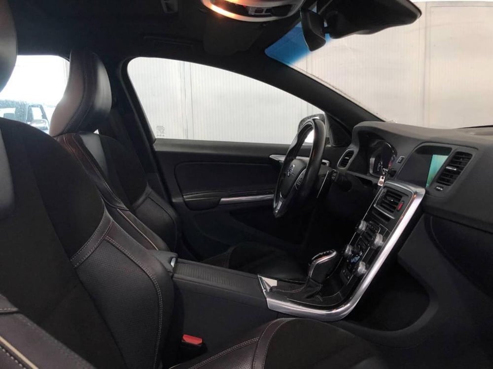Volvo V60 usata a Torino (7)