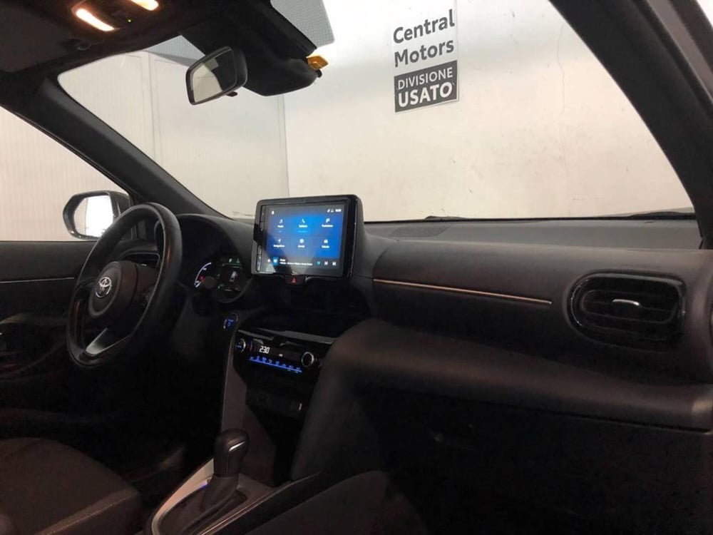 Toyota Yaris Cross usata a Torino (9)