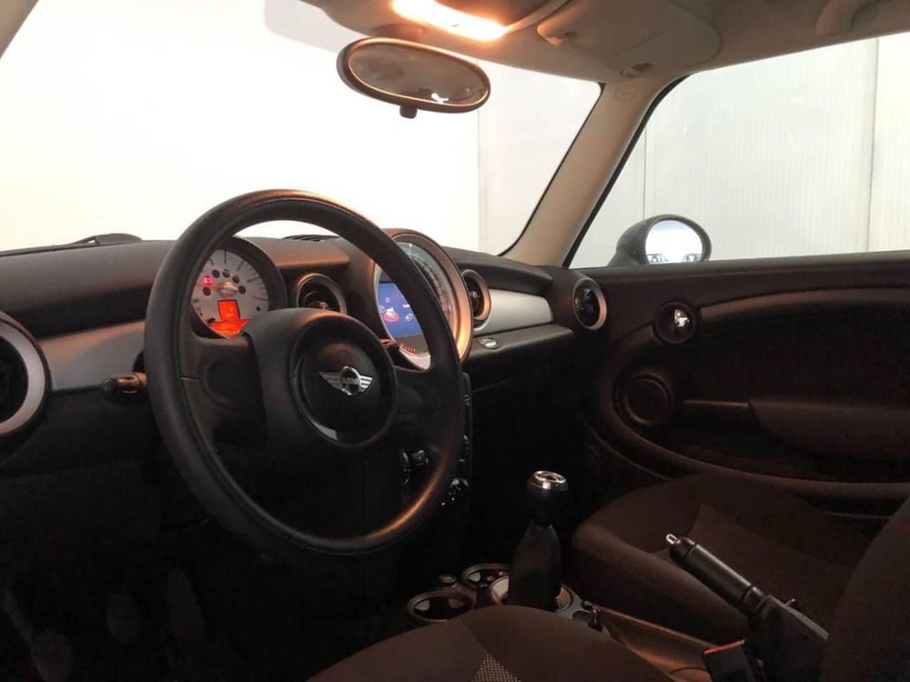 MINI Mini Clubman usata a Torino (10)