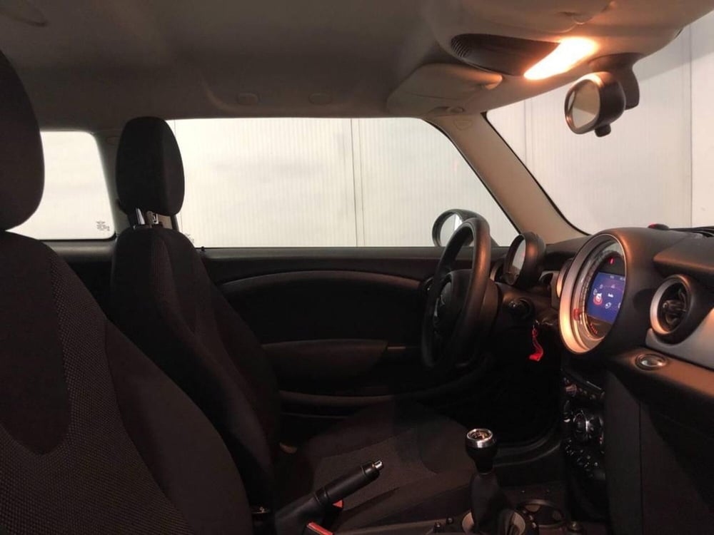 MINI Mini Clubman usata a Torino (7)