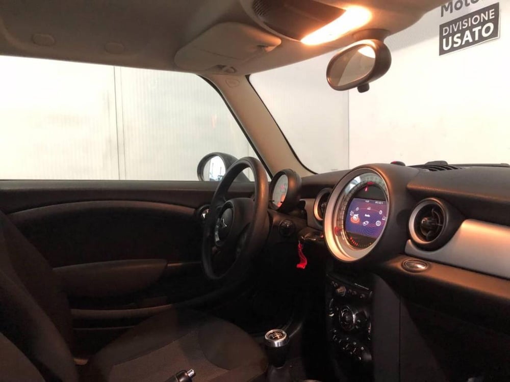 MINI Mini Clubman usata a Torino (8)