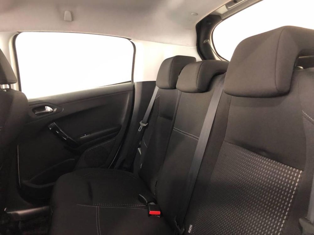 Peugeot 208 usata a Torino (12)