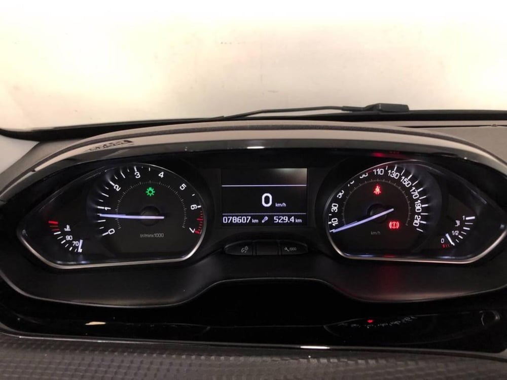 Peugeot 208 usata a Torino (15)