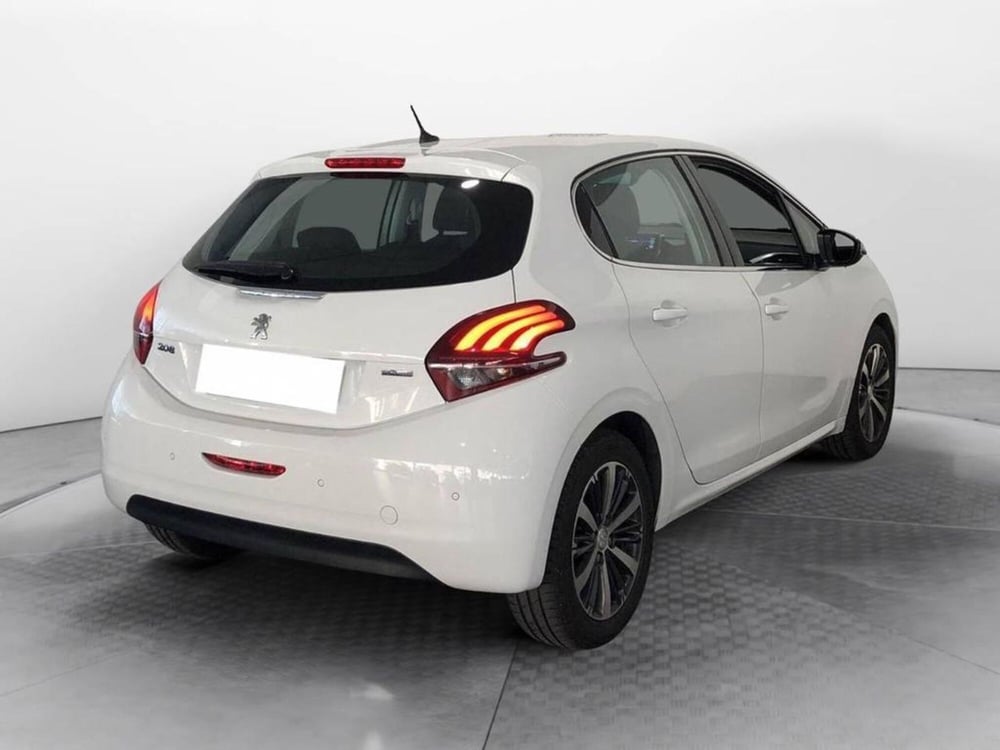 Peugeot 208 usata a Torino (4)