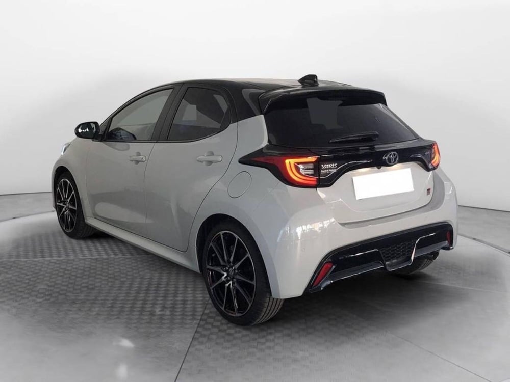 Toyota Yaris Cross usata a Torino (6)