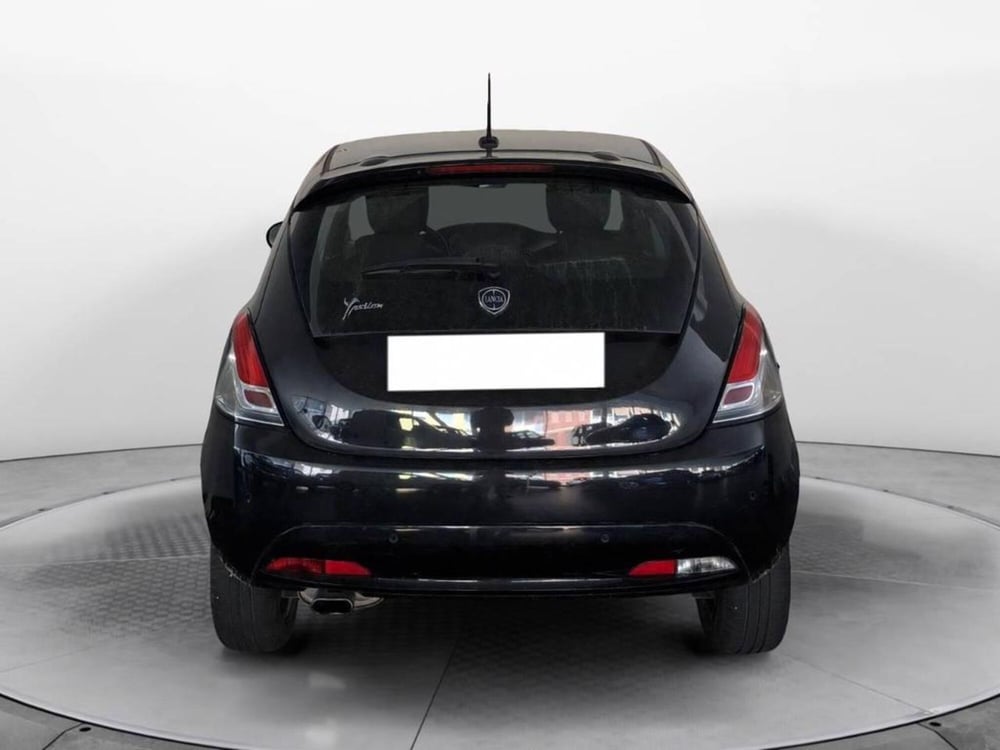 Lancia Ypsilon usata a Torino (5)