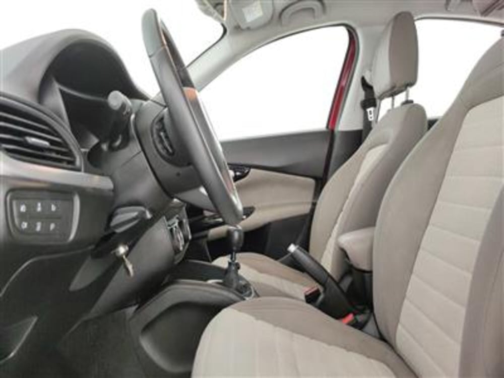 Fiat Tipo usata a Bari (13)