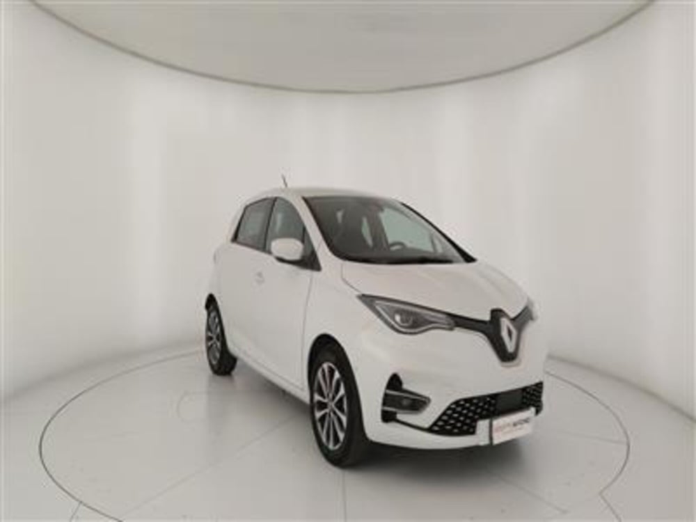 Renault Zoe usata a Bari (11)