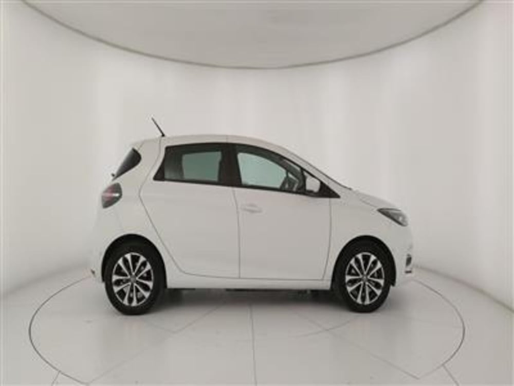 Renault Zoe usata a Bari (9)