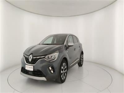 Renault Captur 1.6 full hybrid Techno 145cv auto del 2022 usata a Bari