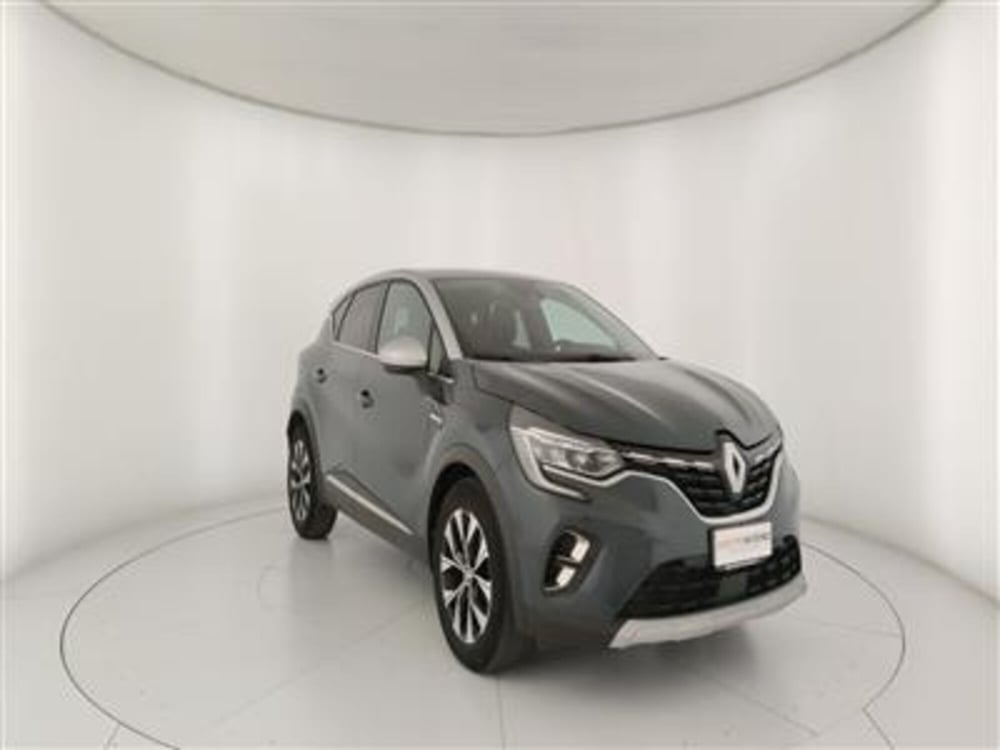 Renault Captur usata a Bari (11)