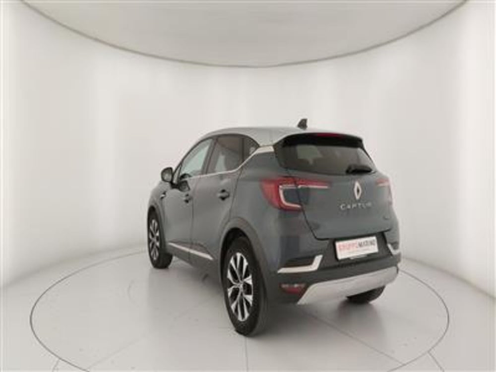 Renault Captur usata a Bari (5)