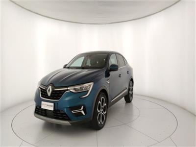 Renault Arkana E-Tech 145 CV Intens del 2022 usata a Bari
