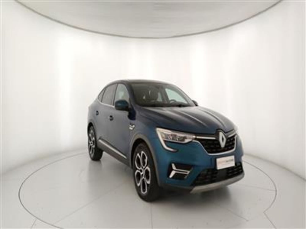 Renault Arkana usata a Bari (11)