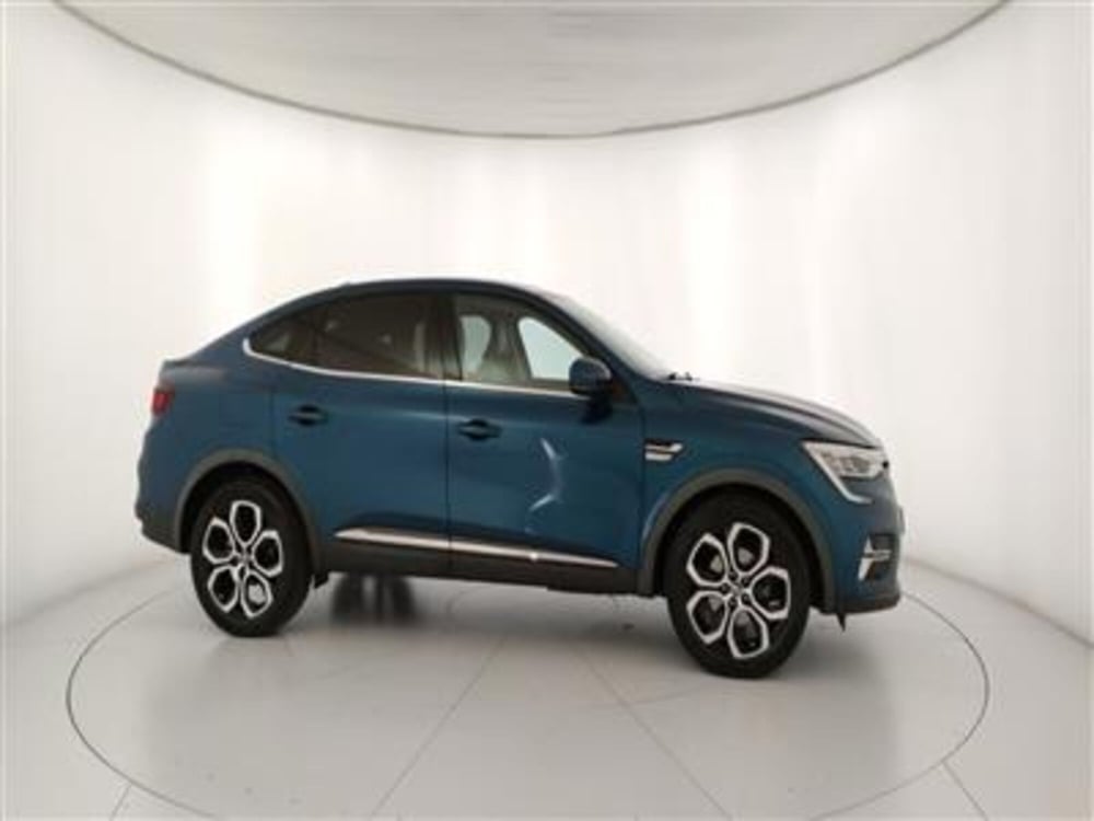 Renault Arkana usata a Bari (9)