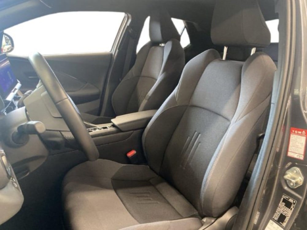 Toyota Toyota C-HR usata a Vercelli (12)
