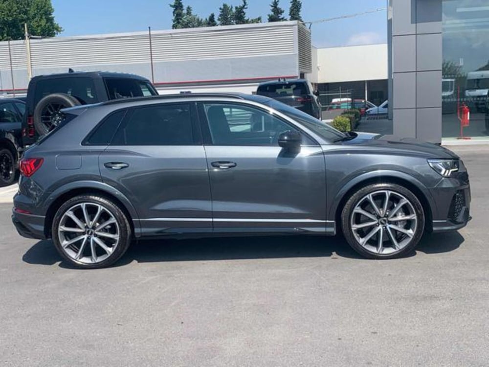 Audi RS Q3 Sportback usata a Lucca (8)
