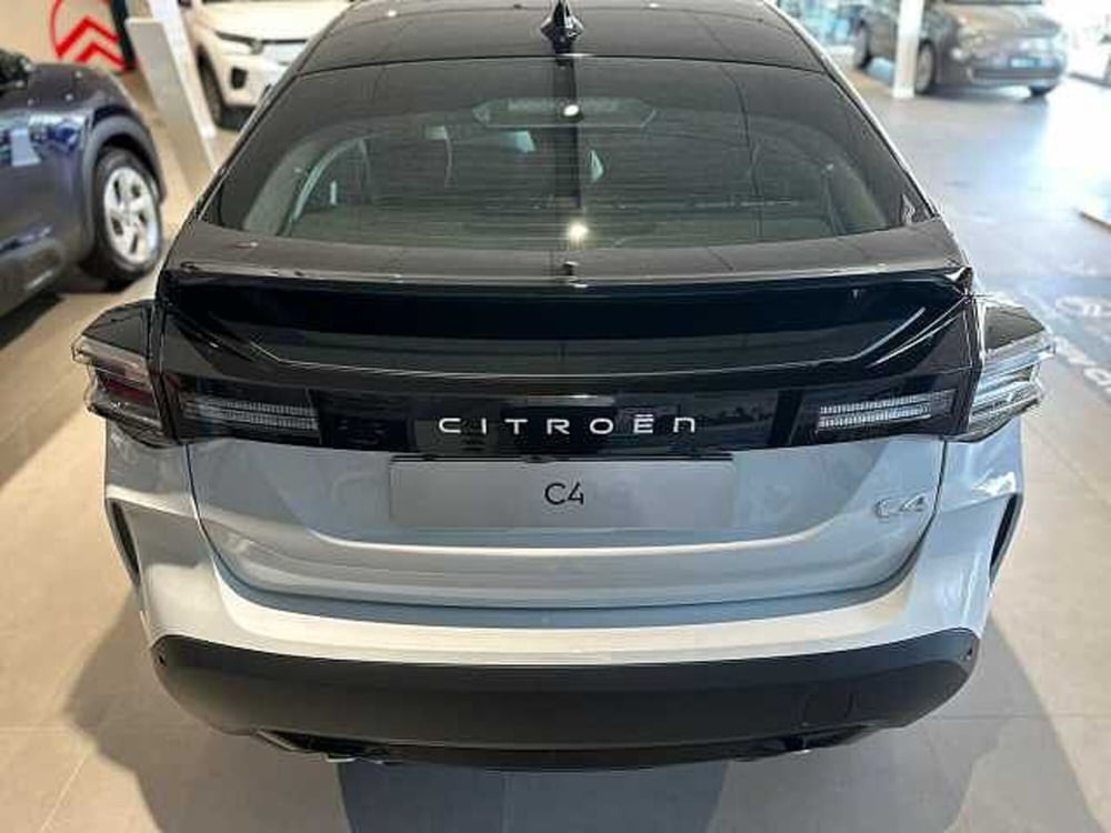 Citroen C4 nuova a Venezia (3)