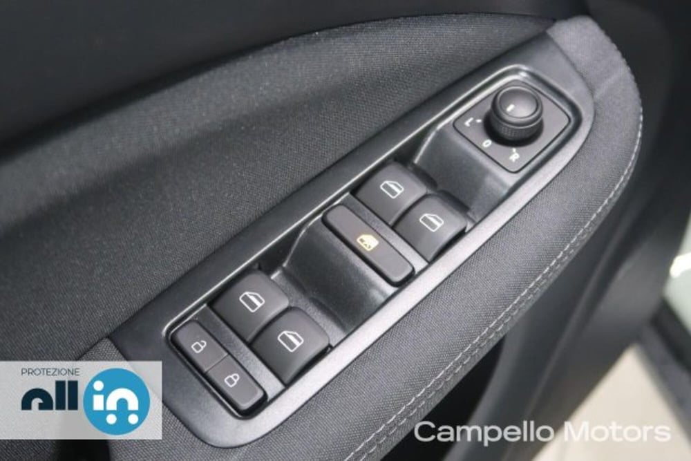 Leapmotor T03 nuova a Venezia (15)