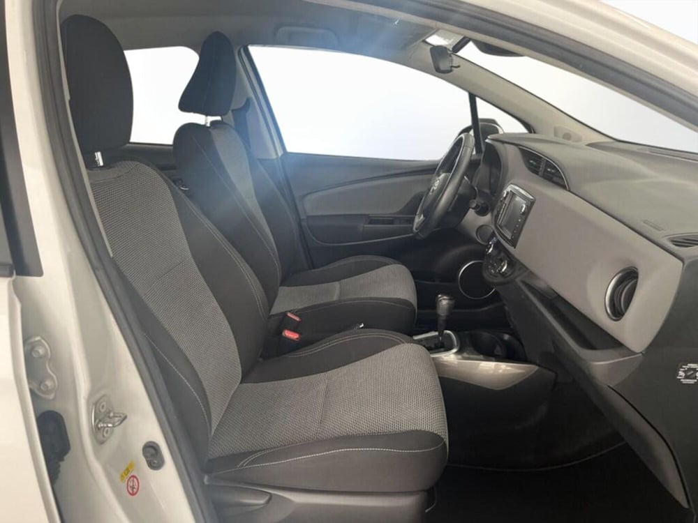 Toyota Yaris usata a Monza e Brianza (9)