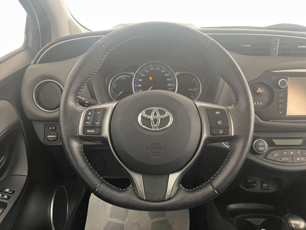Toyota Yaris usata a Monza e Brianza (7)