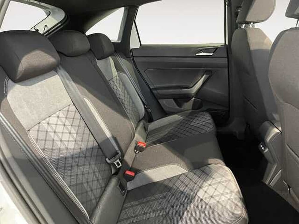 Volkswagen Taigo nuova a Ravenna (11)