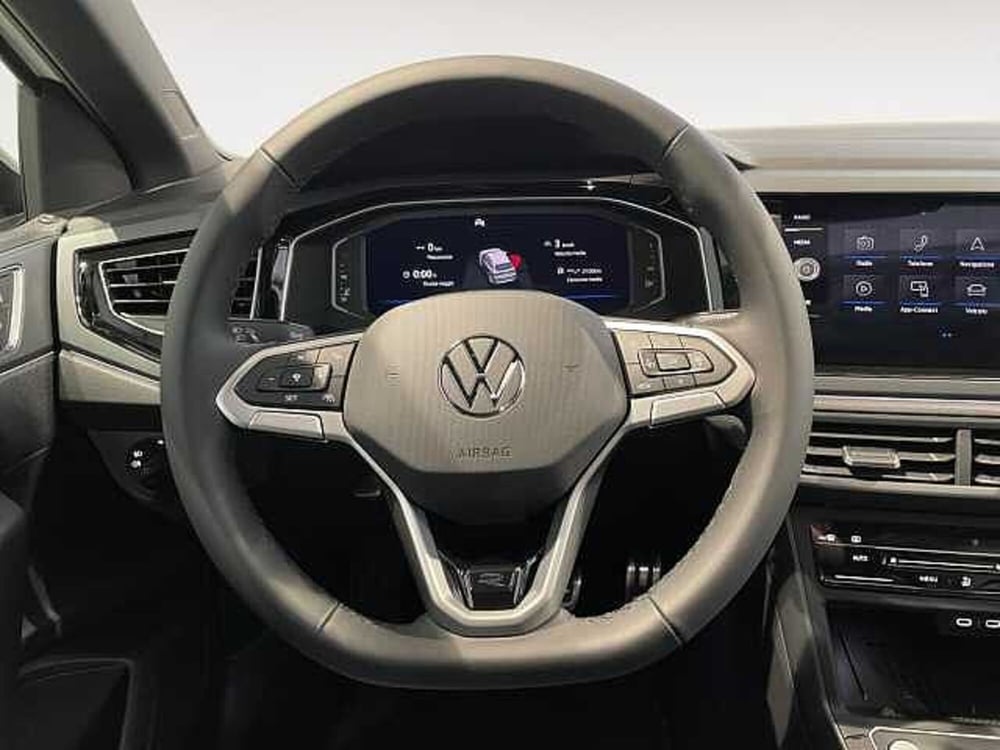 Volkswagen Taigo nuova a Ravenna (13)