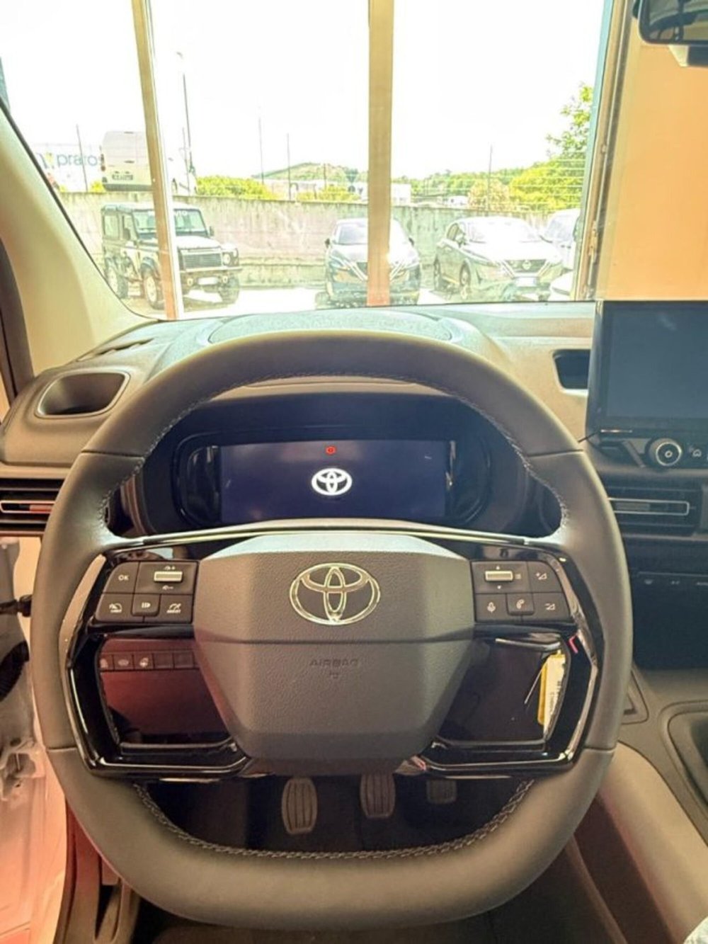 Toyota Proace City Verso nuova a Sassari (12)