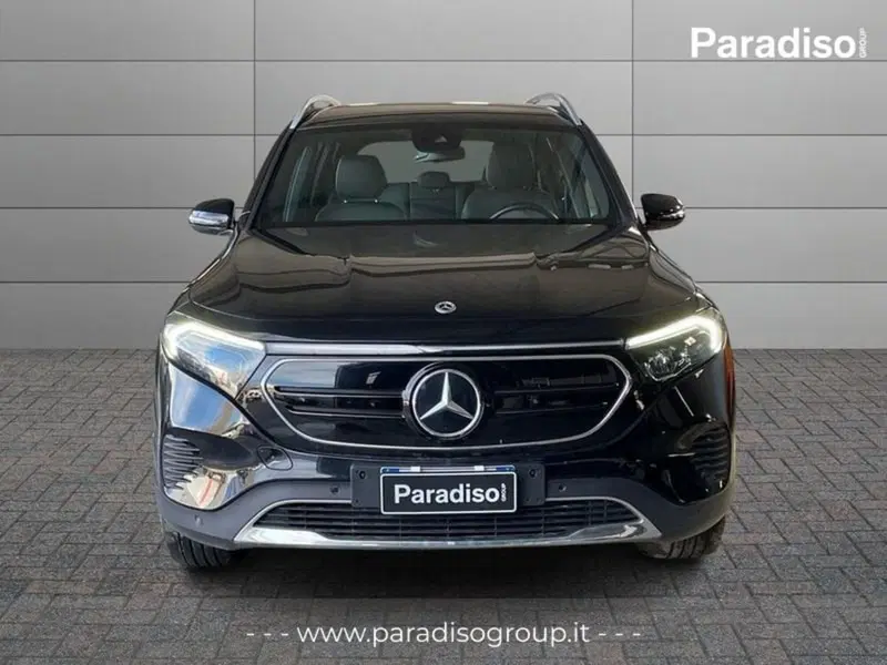 Mercedes-Benz EQB usata a Catanzaro (3)