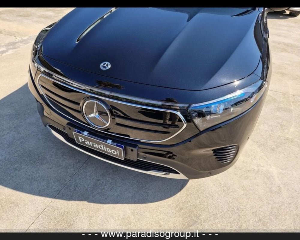 Mercedes-Benz EQB usata a Catanzaro (14)
