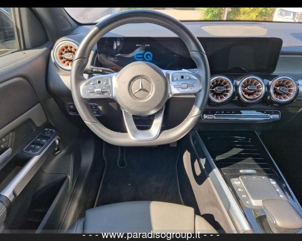 Mercedes-Benz EQB usata a Catanzaro (7)