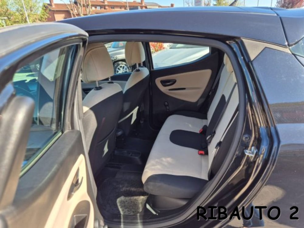 Lancia Ypsilon usata a Cuneo (12)