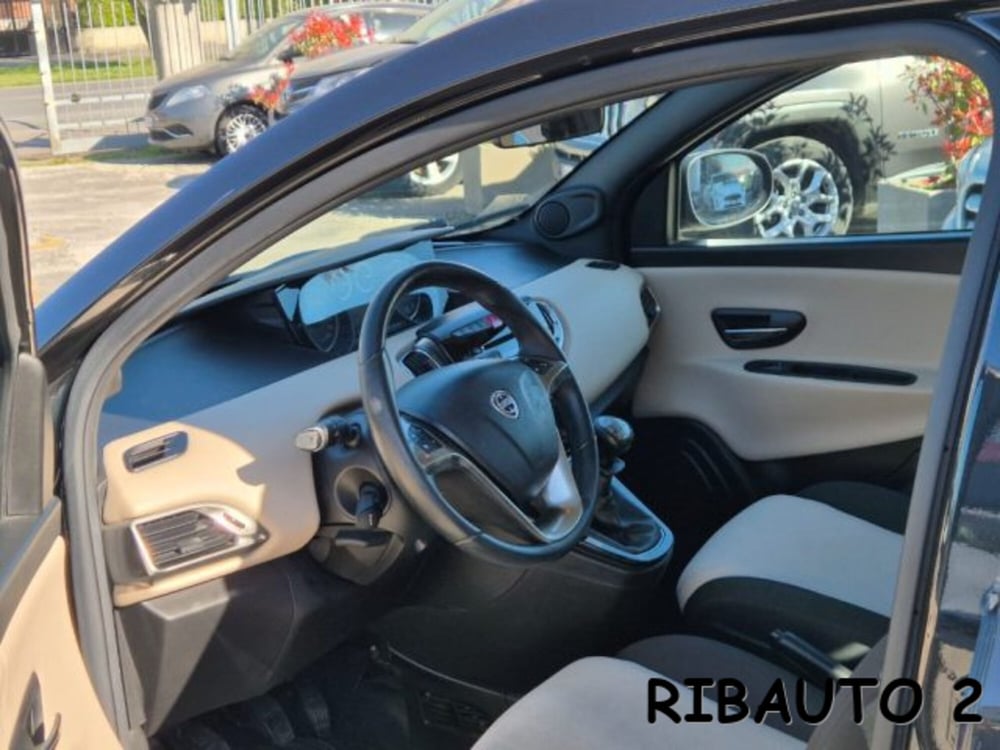 Lancia Ypsilon usata a Cuneo (6)