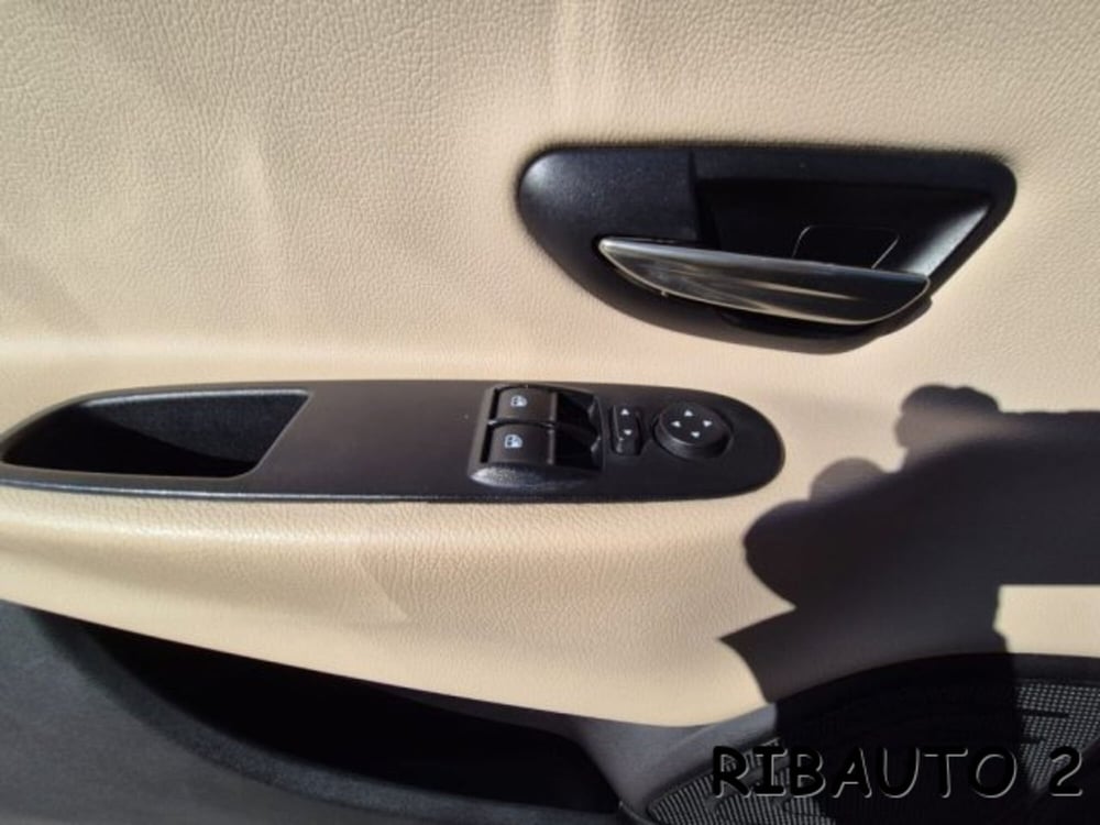 Lancia Ypsilon usata a Cuneo (8)