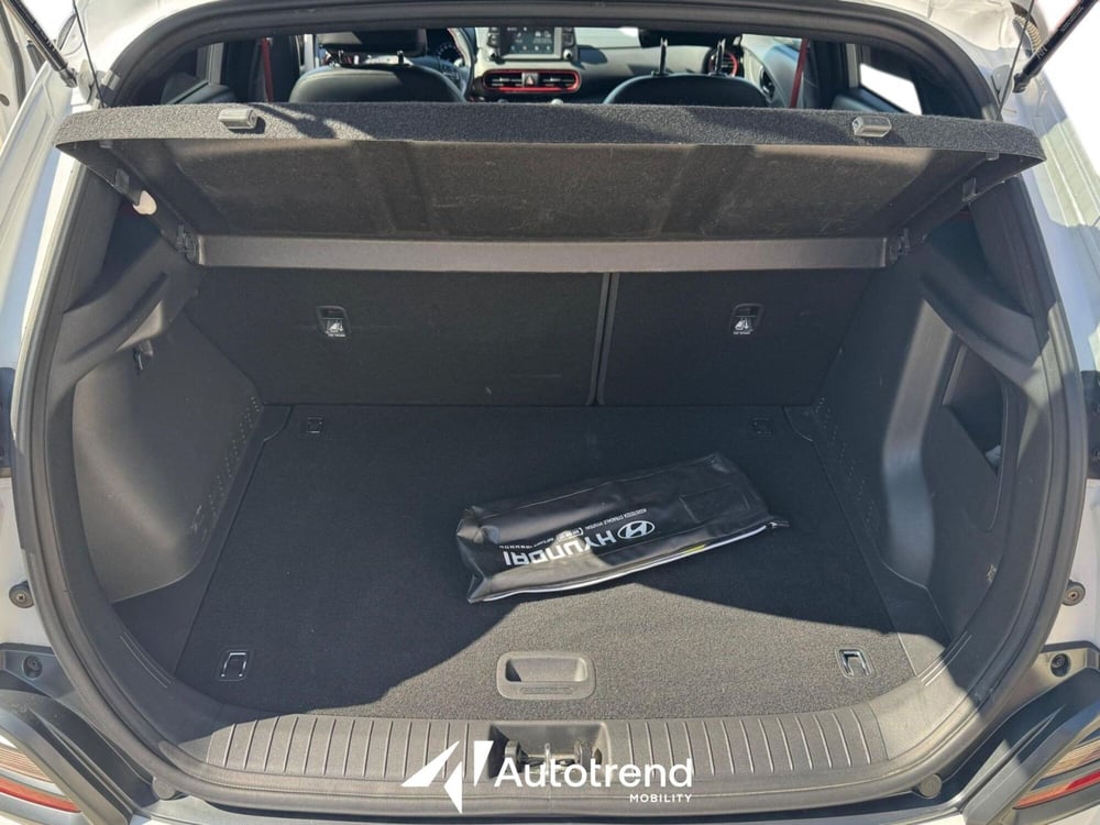 Hyundai Kona usata a Bari (15)
