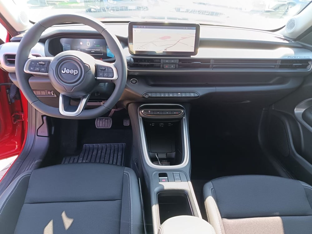 Jeep Avenger nuova a Alessandria (17)