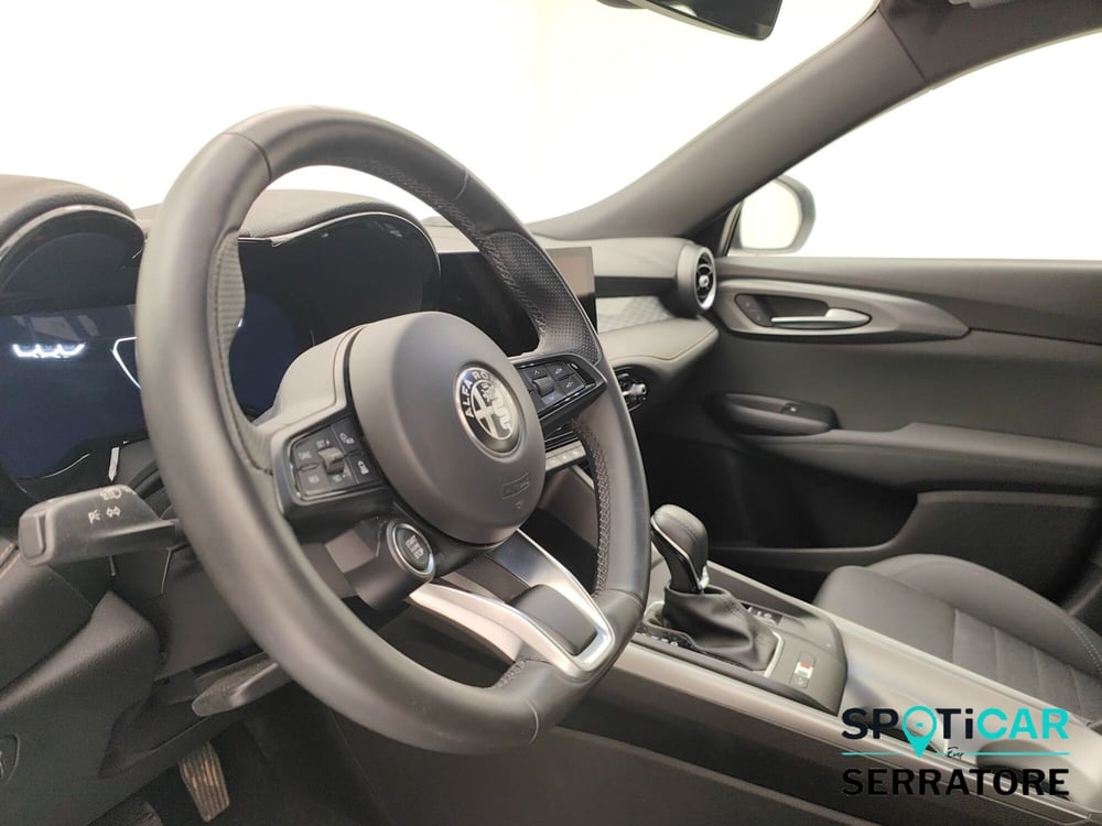 Alfa Romeo Tonale usata a Como (7)