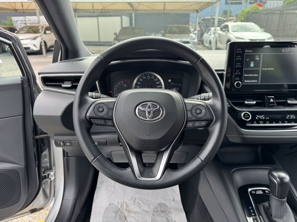 Toyota Corolla usata a Como (8)