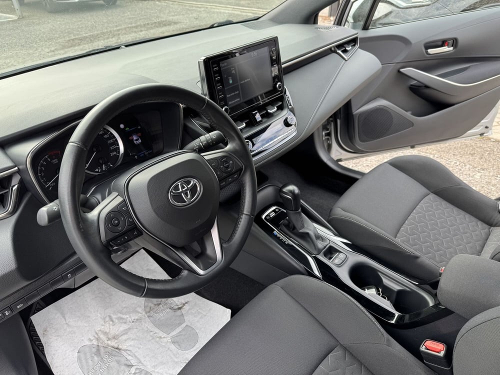 Toyota Corolla usata a Como (9)