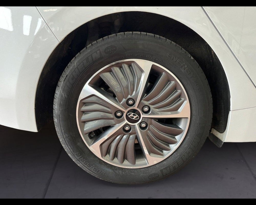 Hyundai Ioniq usata a Torino (12)