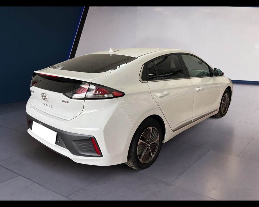 Hyundai Ioniq usata a Torino (9)