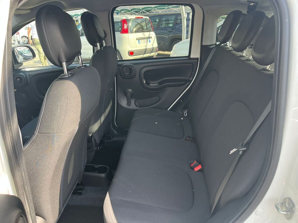 Fiat Panda Cross nuova a Milano (12)